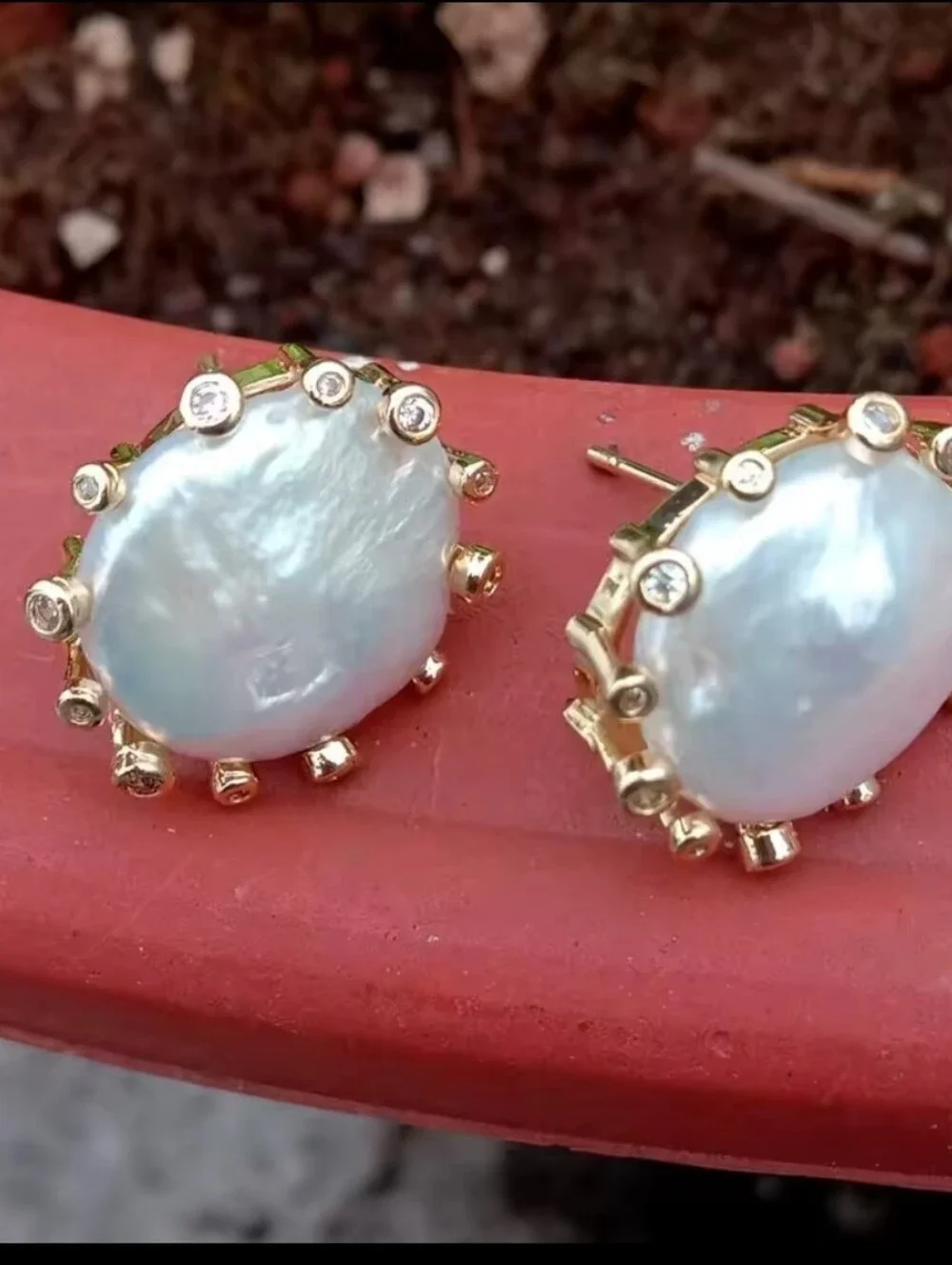 NWT Baroque Pearl GF Earrings & Crystals
